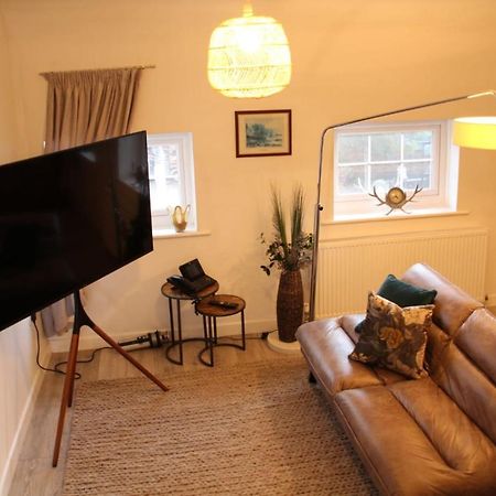 House 1905 - Self Catering Serviced Apartment Tidworth Εξωτερικό φωτογραφία