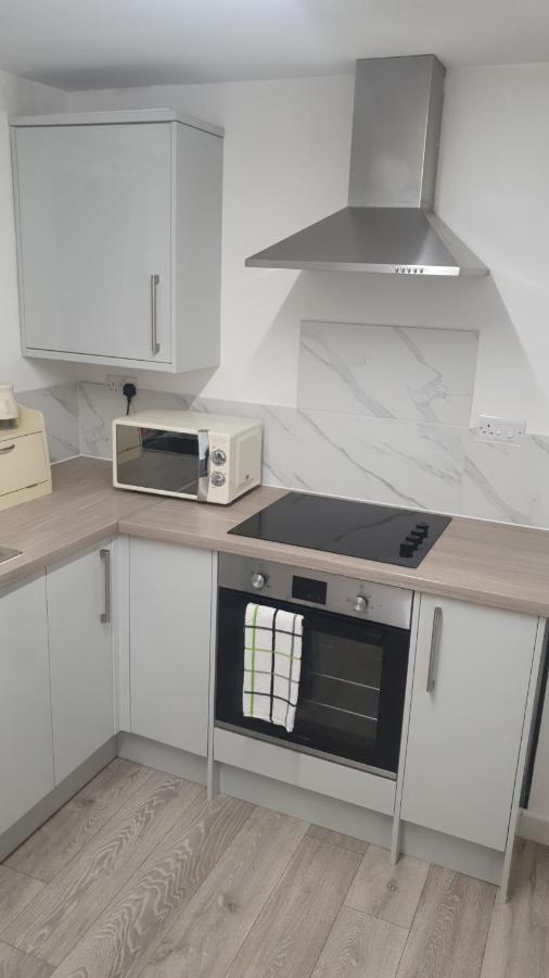 House 1905 - Self Catering Serviced Apartment Tidworth Εξωτερικό φωτογραφία