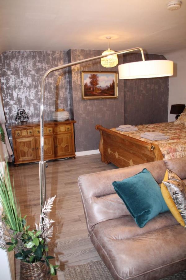 House 1905 - Self Catering Serviced Apartment Tidworth Εξωτερικό φωτογραφία
