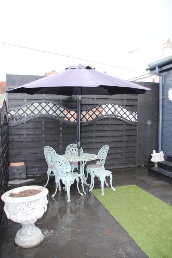 House 1905 - Self Catering Serviced Apartment Tidworth Εξωτερικό φωτογραφία