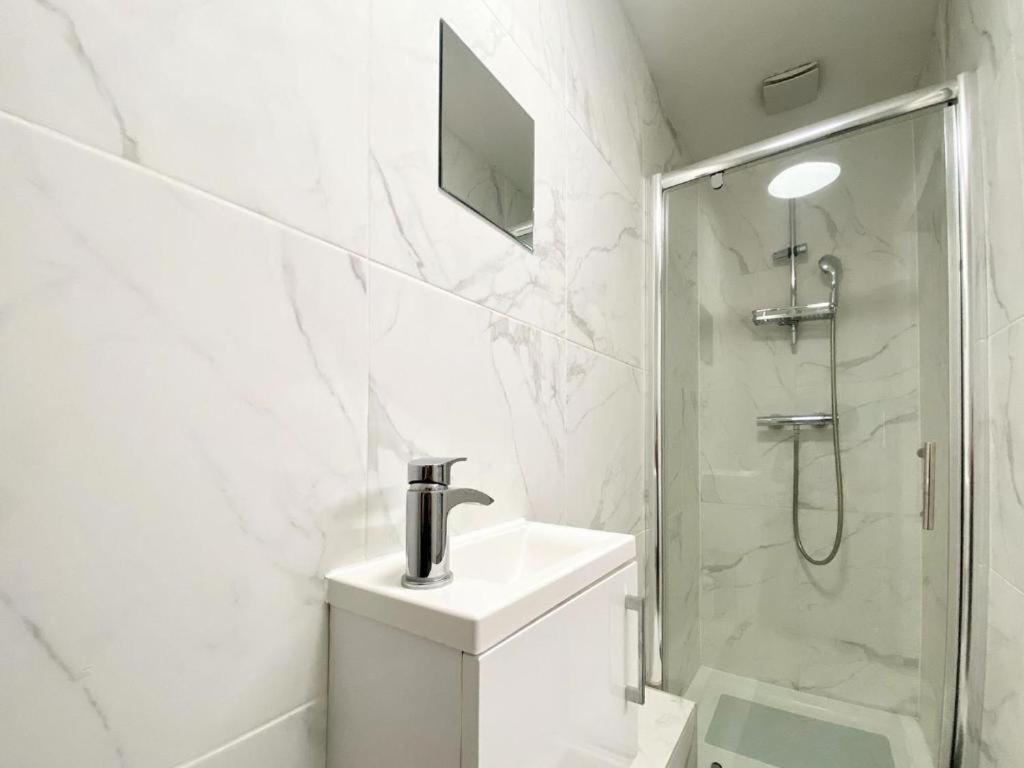 House 1905 - Self Catering Serviced Apartment Tidworth Εξωτερικό φωτογραφία