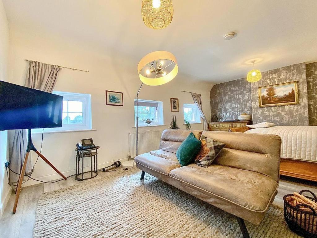 House 1905 - Self Catering Serviced Apartment Tidworth Εξωτερικό φωτογραφία