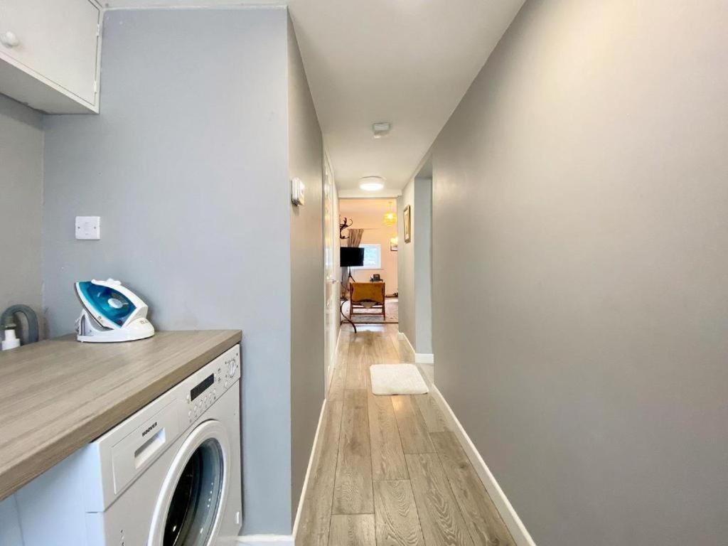 House 1905 - Self Catering Serviced Apartment Tidworth Εξωτερικό φωτογραφία